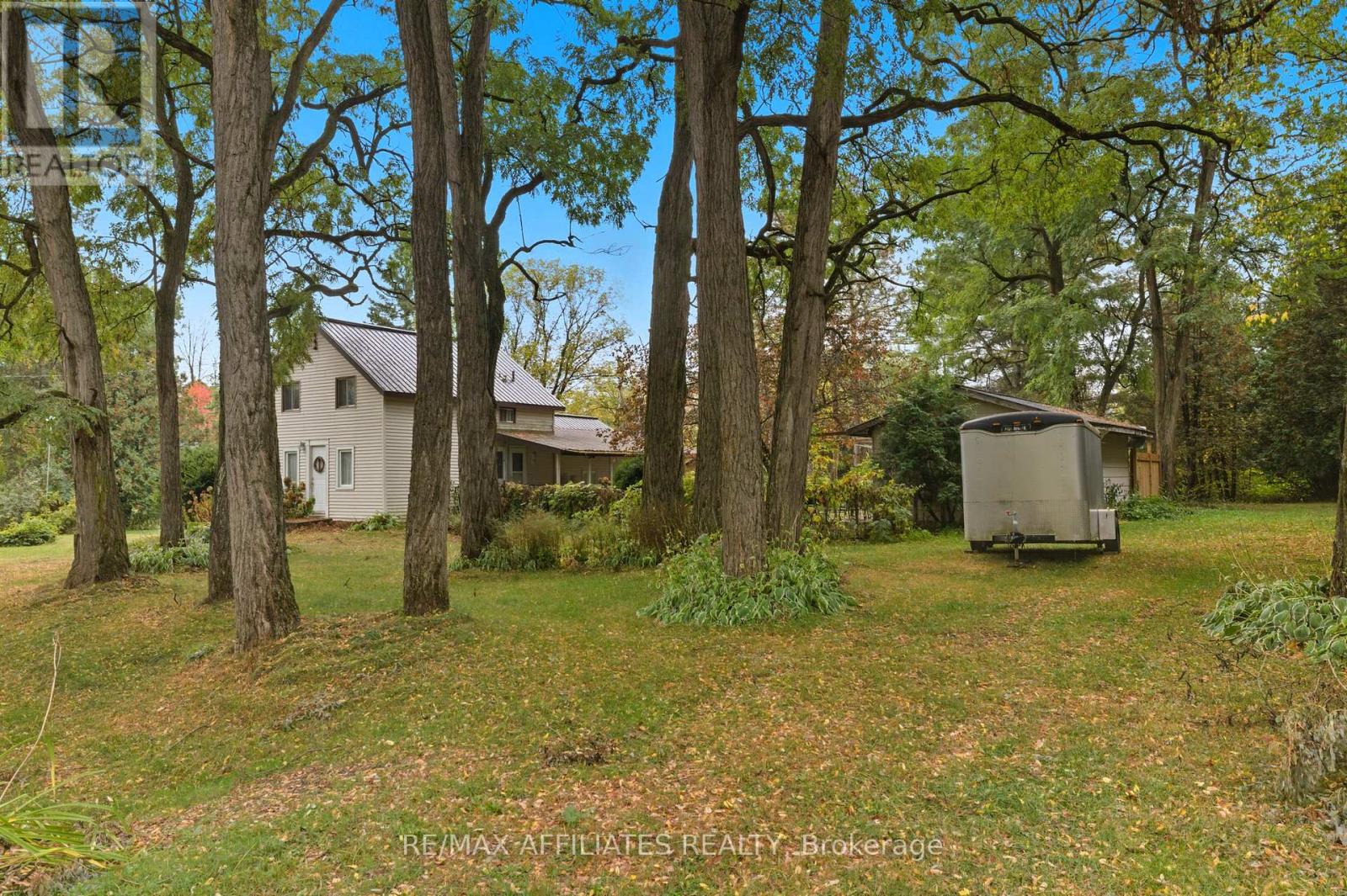 6550 Charleville Road, Augusta, Ontario  K0E 1T0 - Photo 2 - X12427167