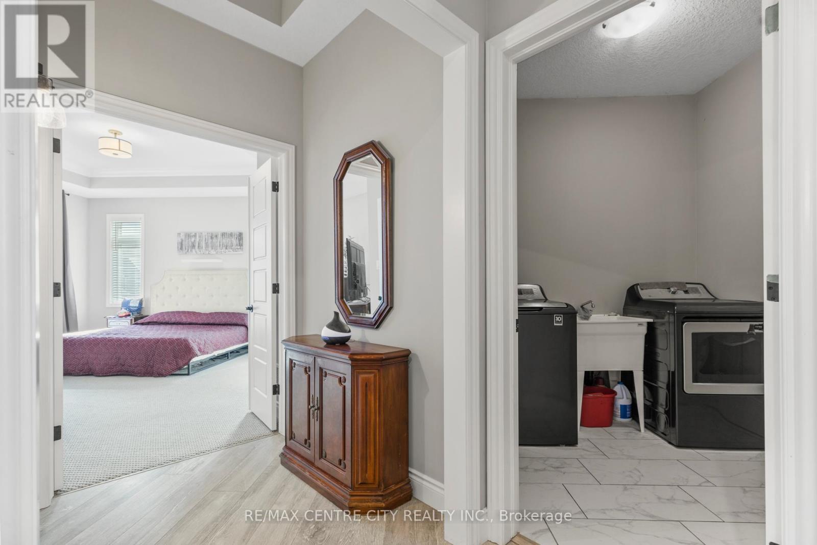 18 Murifield Drive, St. Thomas, Ontario  N5R 0K3 - Photo 11 - X12427249