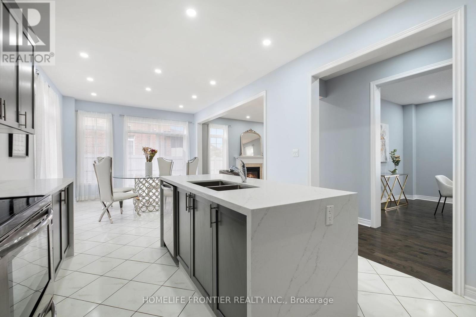 227 Inverness Way, Bradford West Gwillimbury, Ontario  L3Z 0W6 - Photo 18 - N12427065