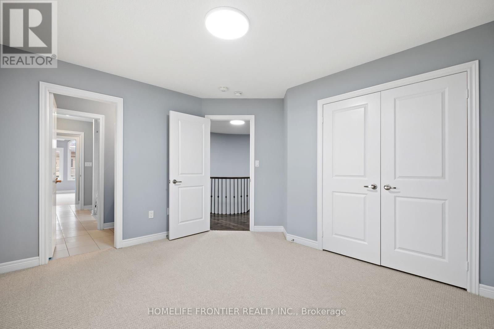 227 Inverness Way, Bradford West Gwillimbury, Ontario  L3Z 0W6 - Photo 41 - N12427065