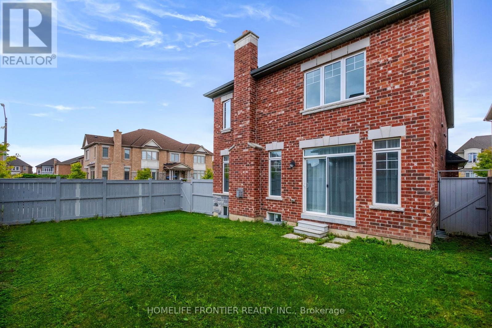 227 Inverness Way, Bradford West Gwillimbury, Ontario  L3Z 0W6 - Photo 44 - N12427065