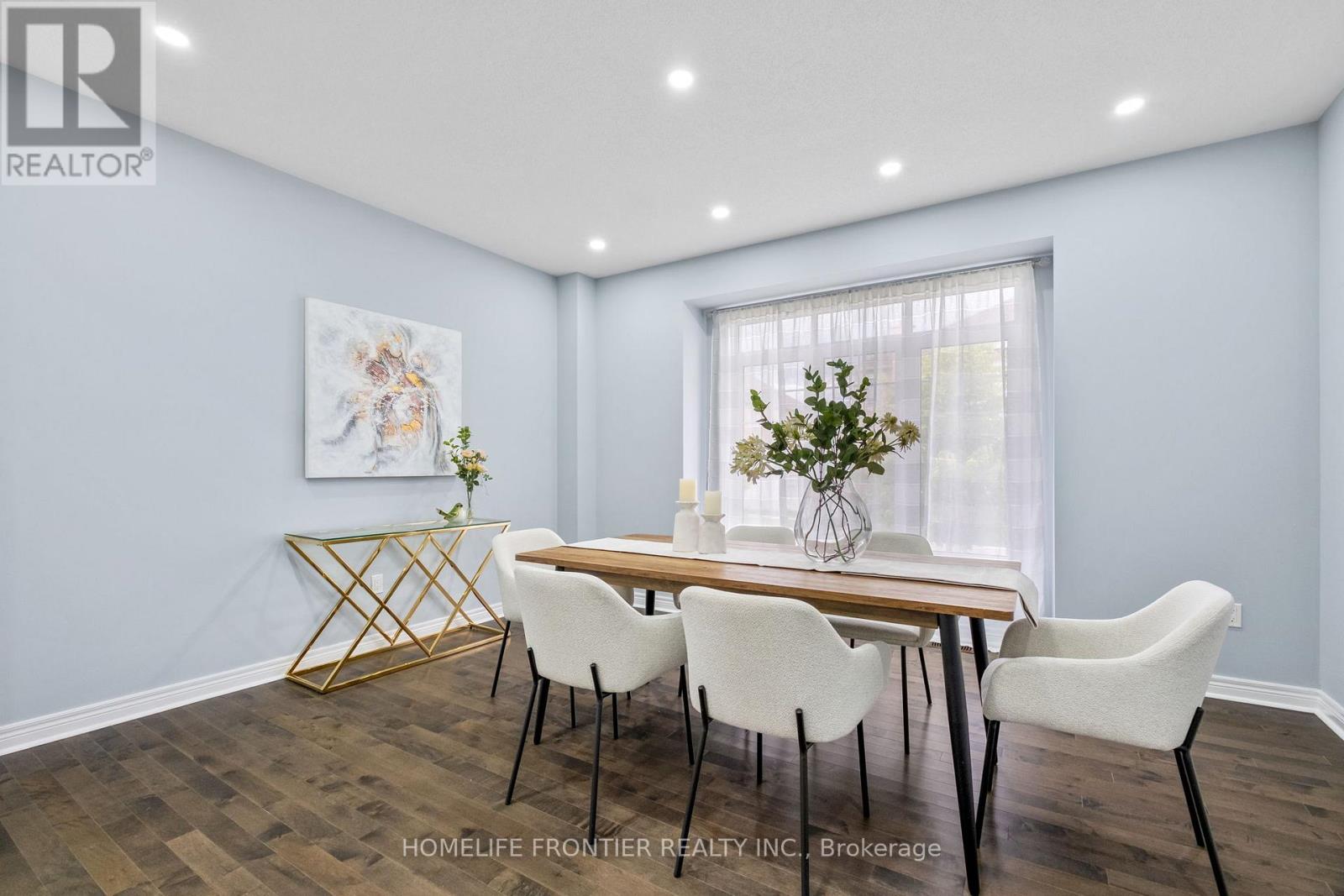 227 Inverness Way, Bradford West Gwillimbury, Ontario  L3Z 0W6 - Photo 8 - N12427065