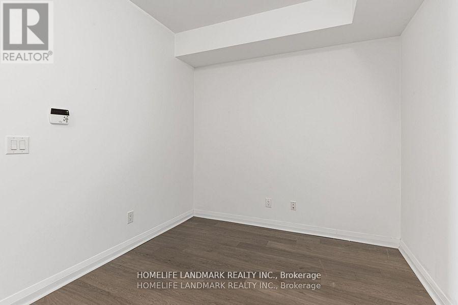 1606 - 55 Oneida Crescent, Richmond Hill, Ontario  L4B 4T9 - Photo 6 - N12427079