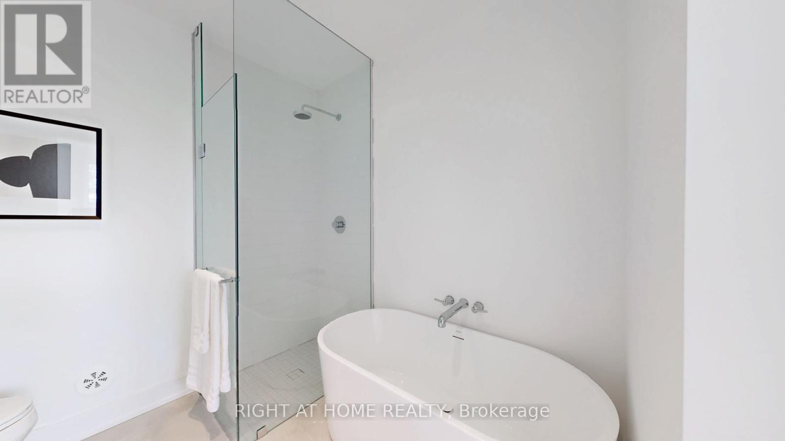 21 Chestnut Court, Aurora, Ontario  L4G 4A4 - Photo 27 - N12427085