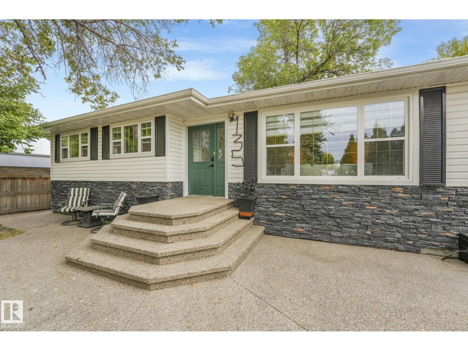 135 MARION DR, Sherwood Park, Alberta