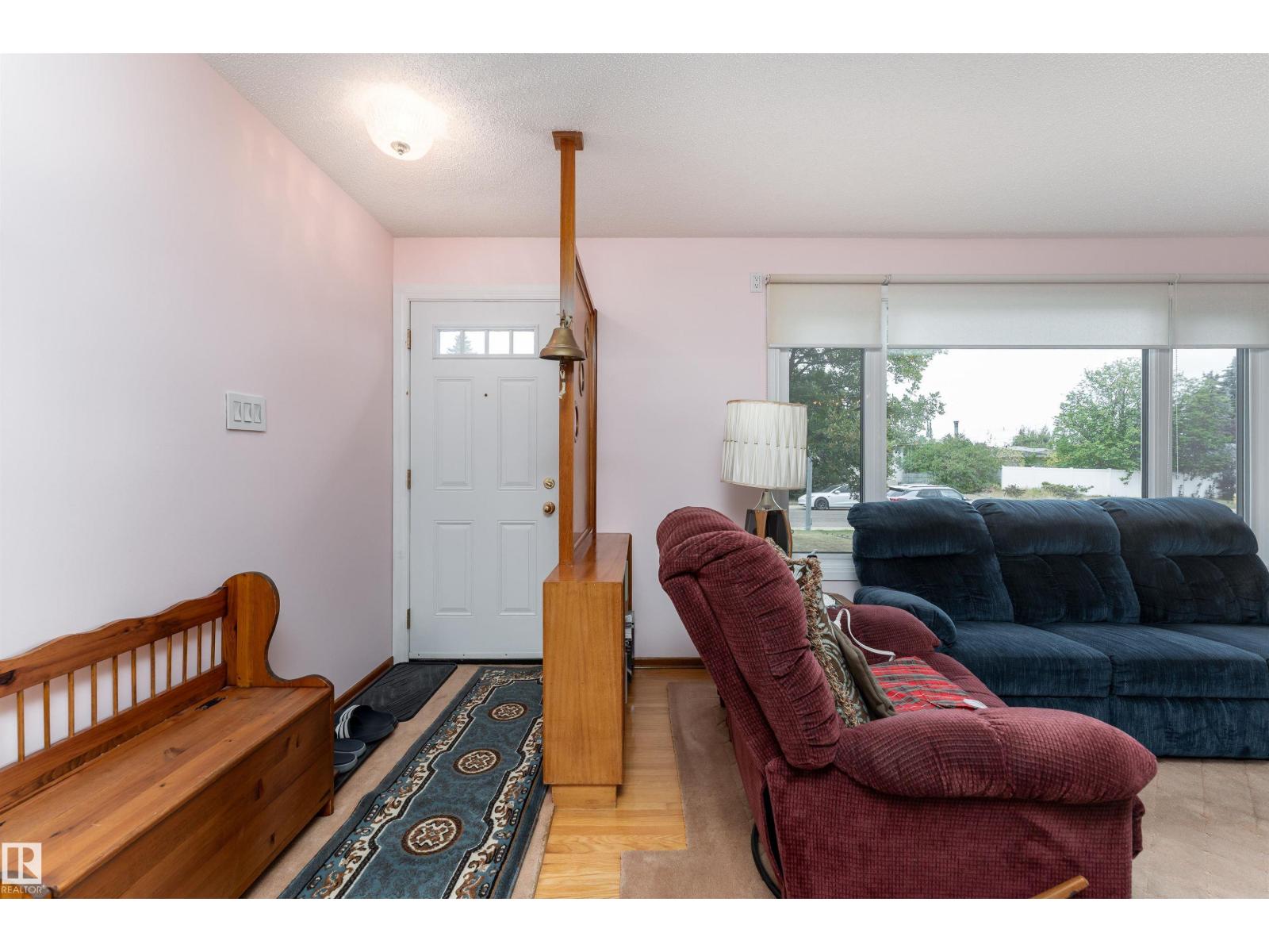 8411 135 Av Nw, Edmonton, Alberta  T5E 1M9 - Photo 3 - E4459503