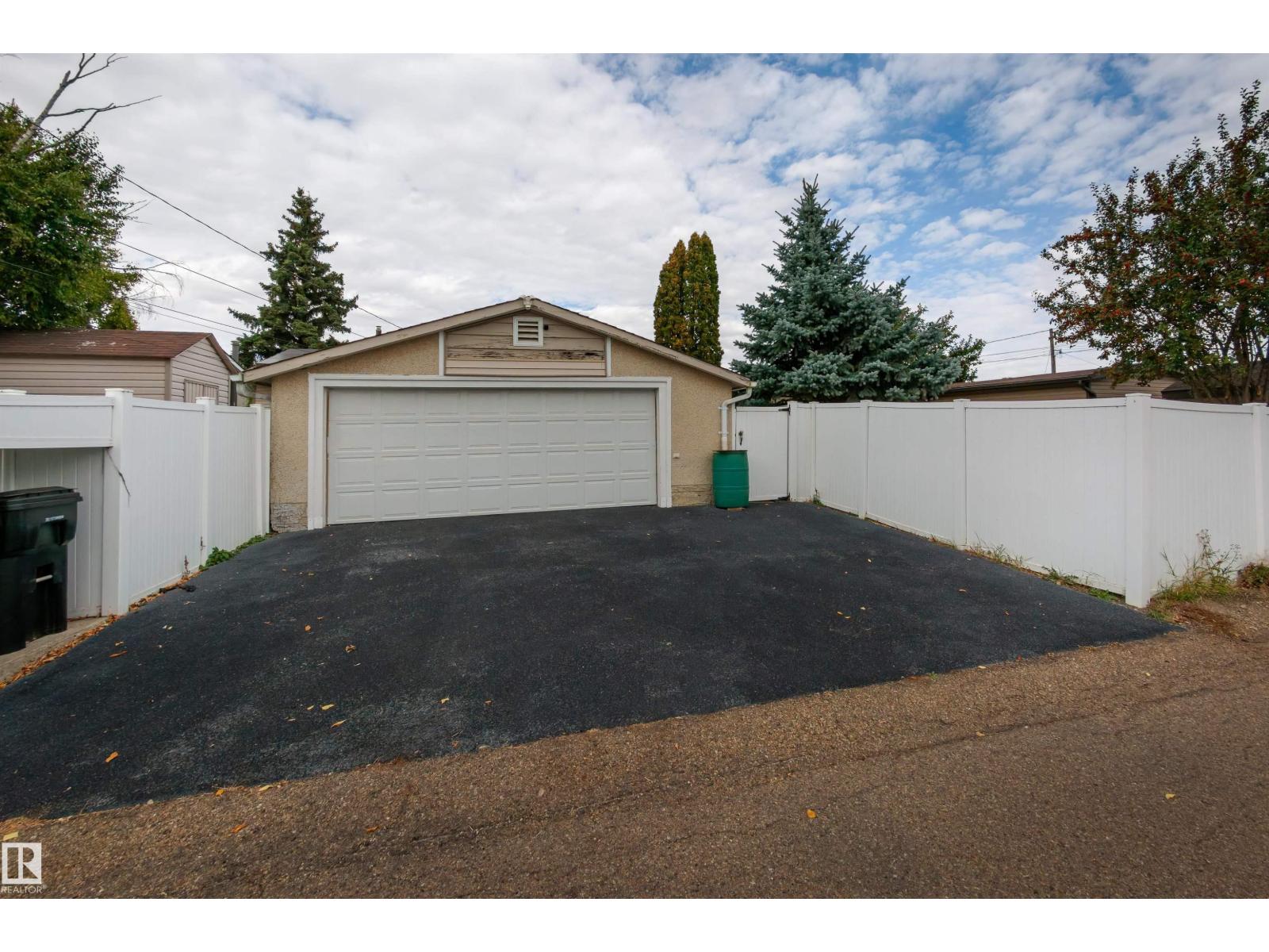 8411 135 Av Nw, Edmonton, Alberta  T5E 1M9 - Photo 45 - E4459503