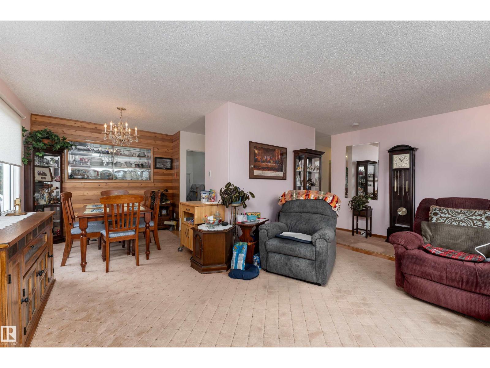 8411 135 Av Nw, Edmonton, Alberta  T5E 1M9 - Photo 7 - E4459503