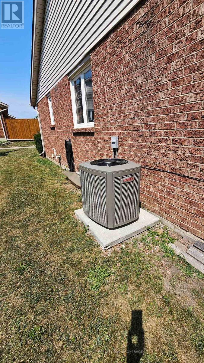 45 - 122 Bunting Road, St. Catharines (E. Chester), Ontario  L2P 3X7 - Photo 3 - X12427165