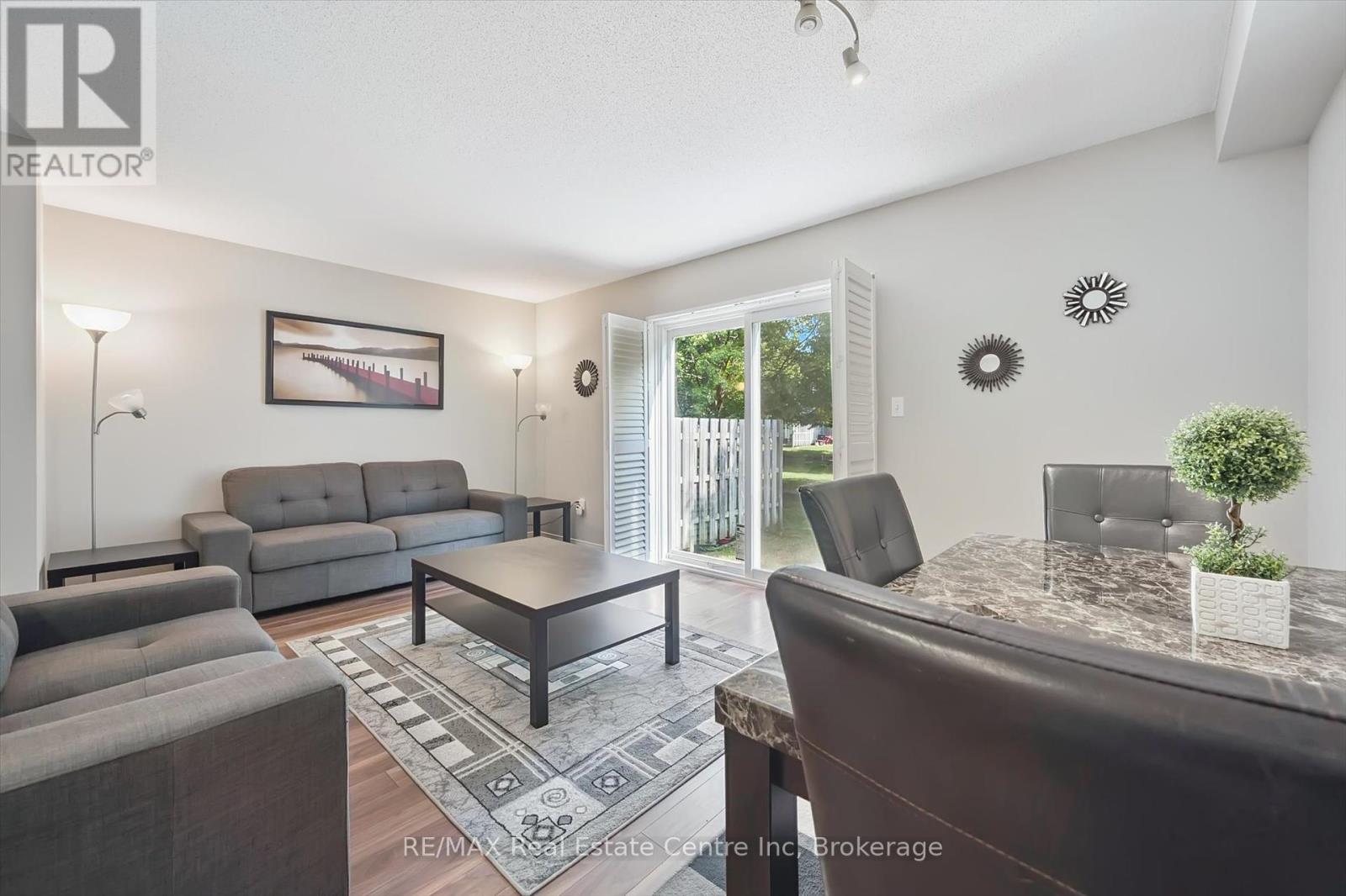 65 Roehampton Crescent, Guelph, Ontario  N1L 1M8 - Photo 10 - X12427228