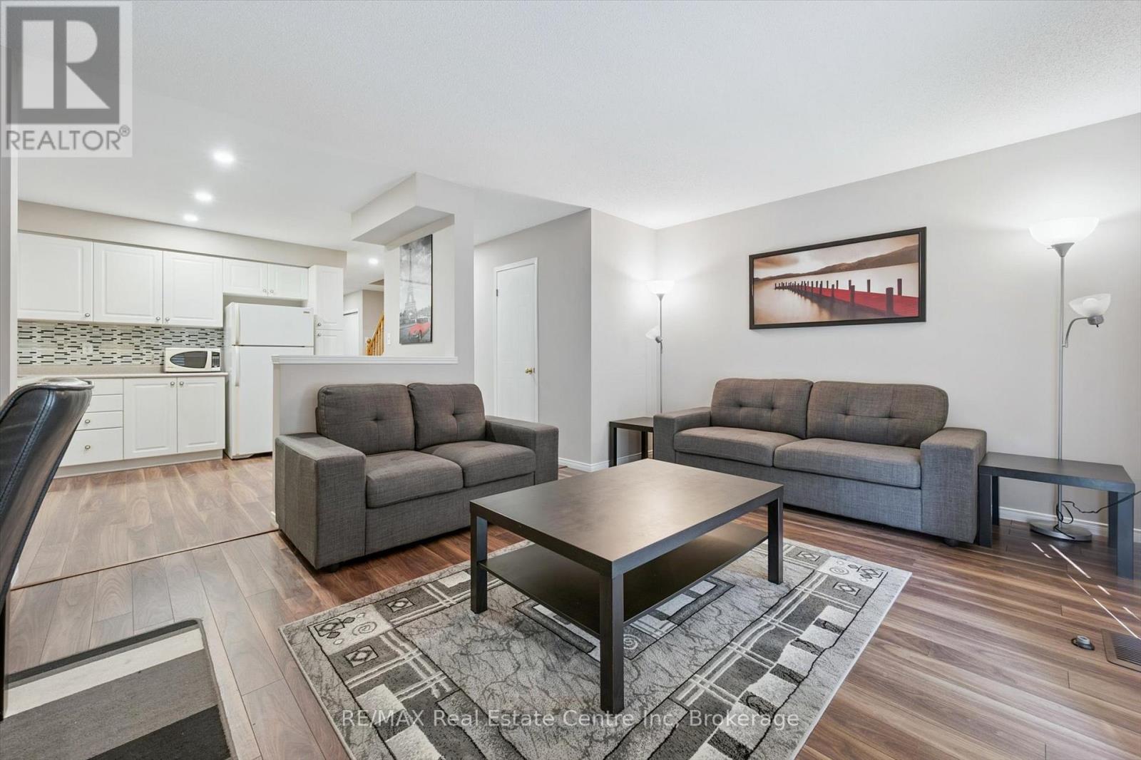 65 Roehampton Crescent, Guelph, Ontario  N1L 1M8 - Photo 9 - X12427228