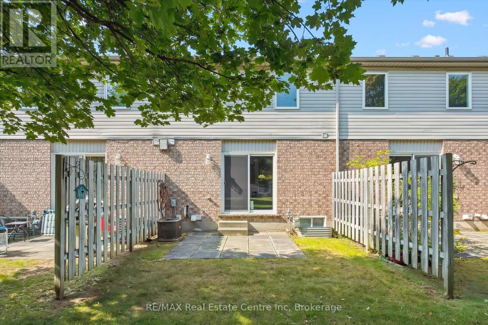 65 Roehampton Crescent, Guelph, Ontario  N1L 1M8 - Photo 33 - X12427228