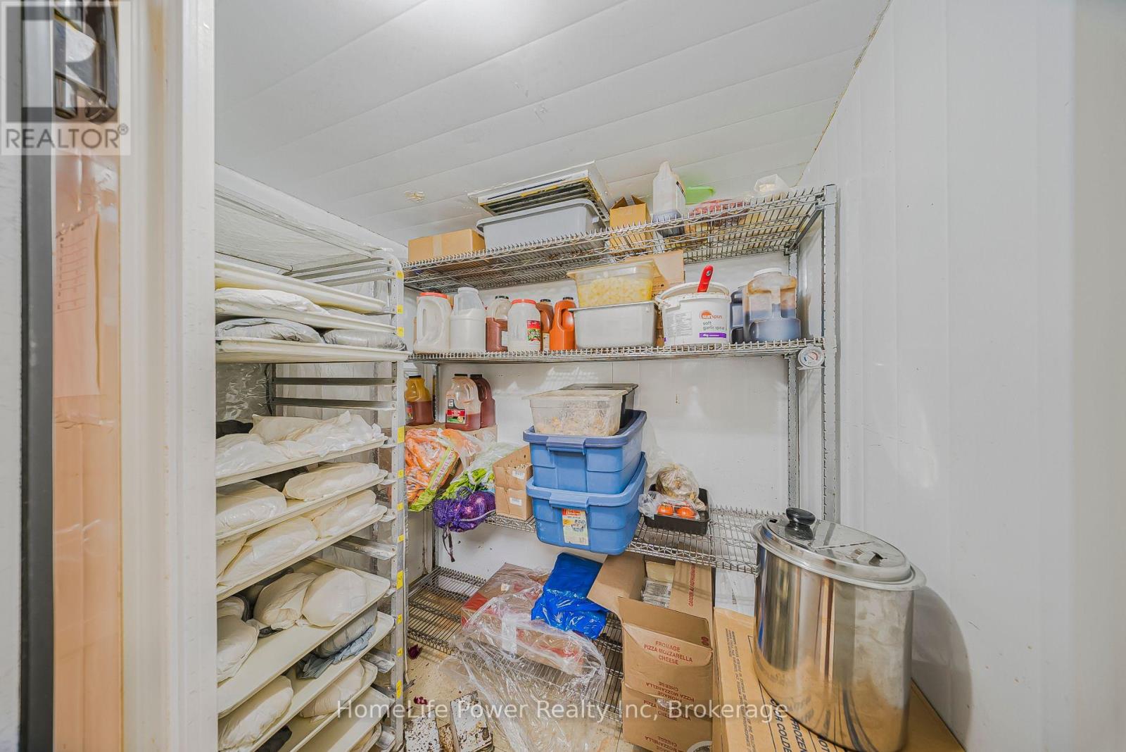 223 Louisa Street, Kitchener, Ontario  N2H 4C7 - Photo 12 - X12427239