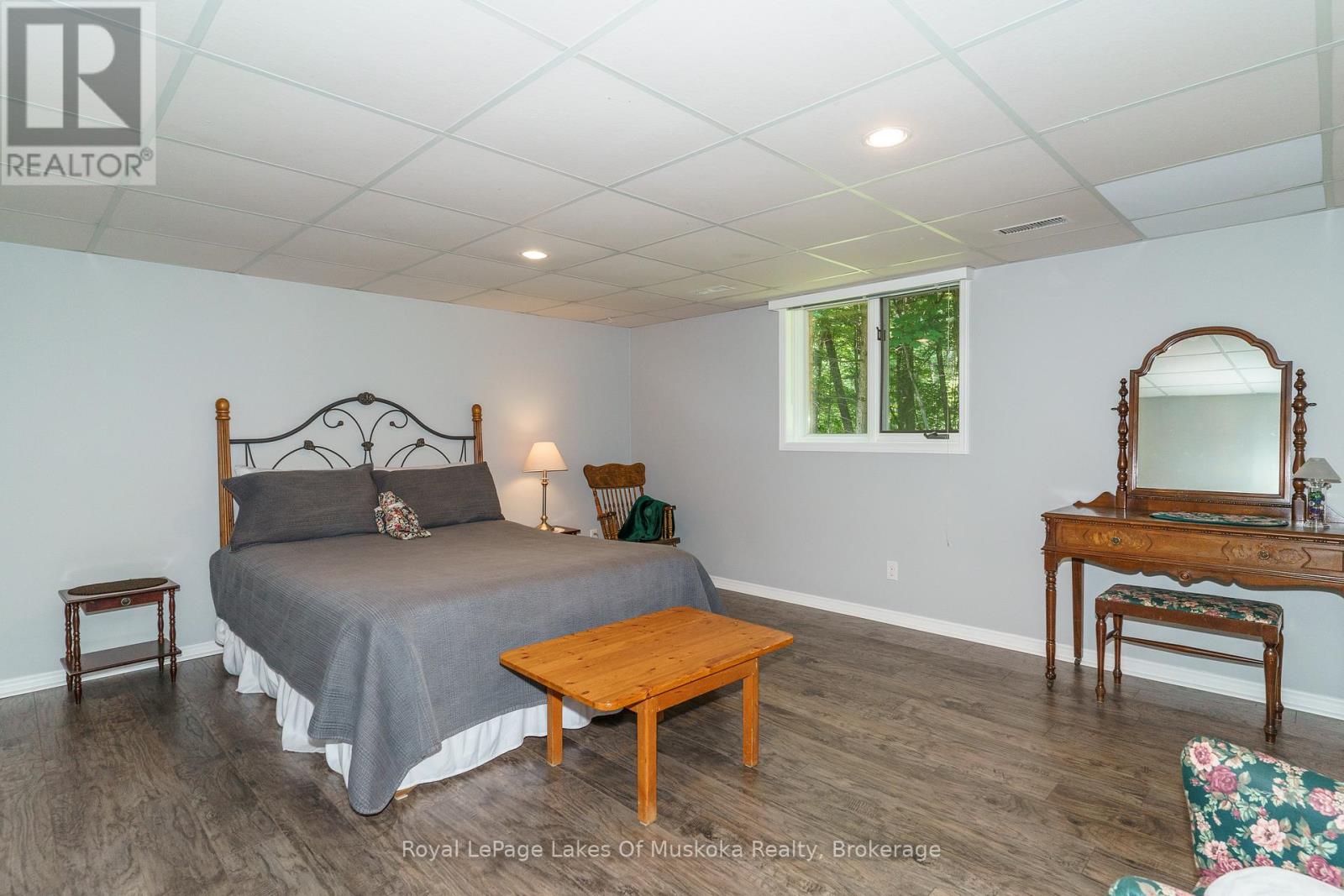 1020 Amelia Crescent, Gravenhurst, Ontario  P0E 1G0 - Photo 30 - X12427244