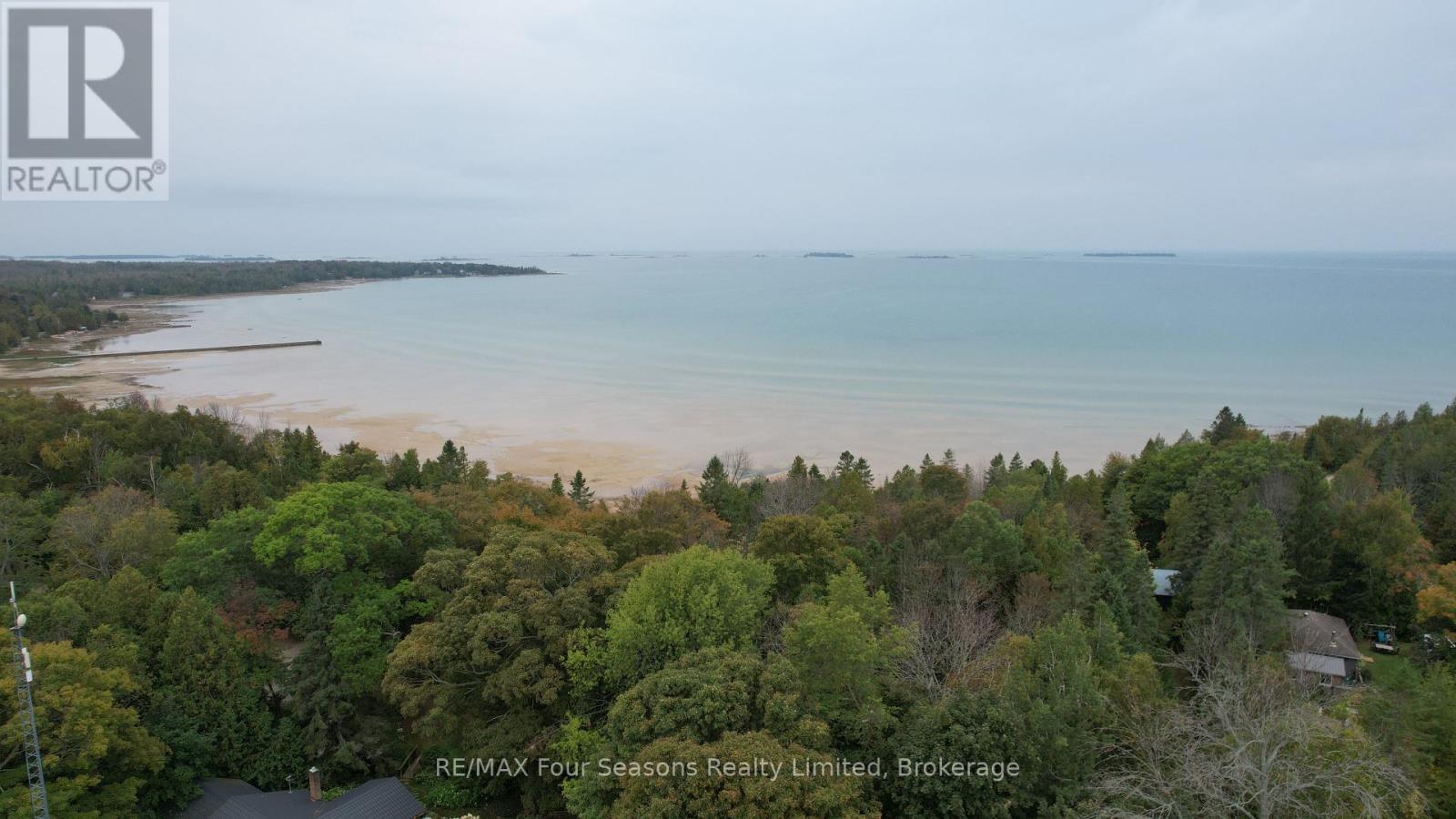 457 Huron Road, South Bruce Peninsula, Ontario  N0H 2T0 - Photo 4 - X12427254