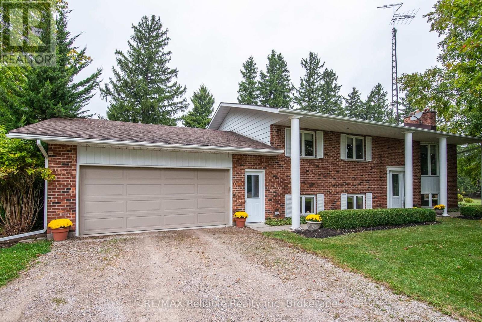 3492 Road 182, R.r.#2 Road, West Perth, Ontario  N0K 1E0 - Photo 3 - X12427284