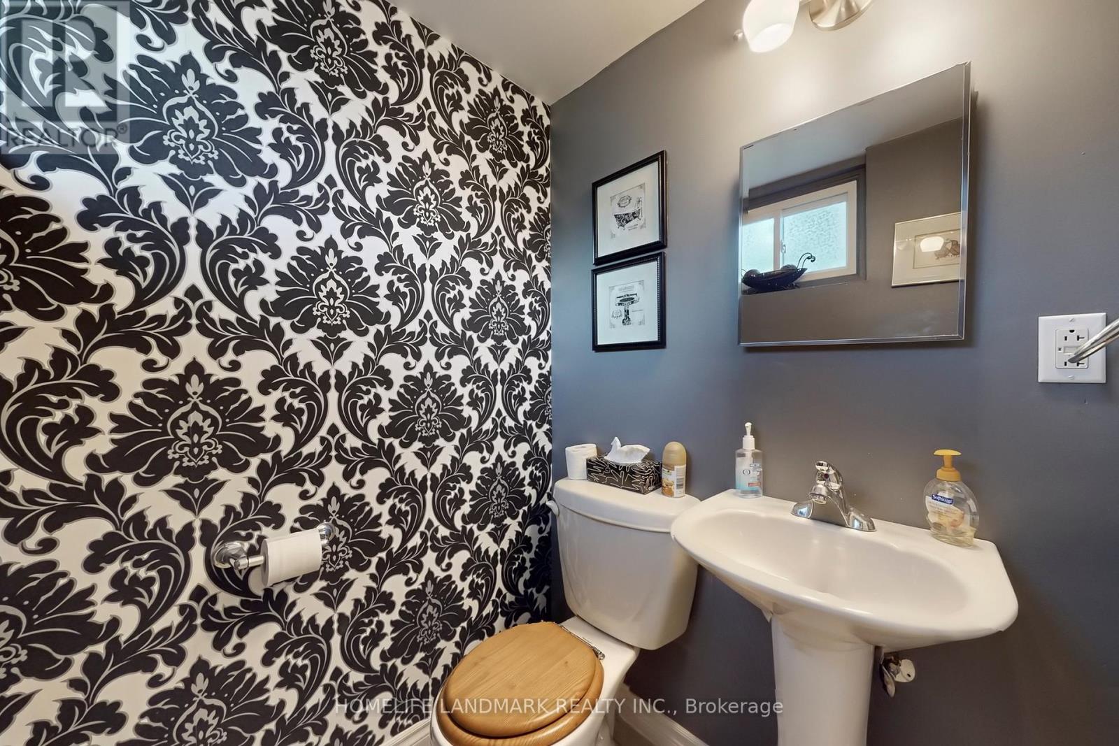 5177 Reeves Road, Burlington, Ontario  L7L 3J8 - Photo 19 - W12427067