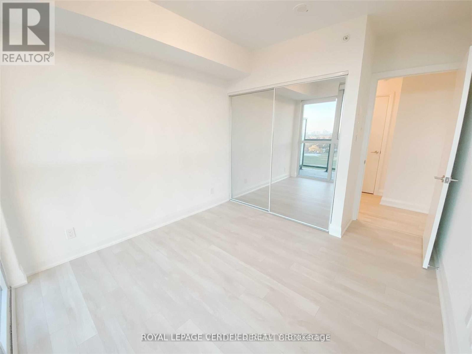 1009 - 1461 Lawrence Avenue W, Toronto, Ontario  M6L 1B3 - Photo 8 - W12427069