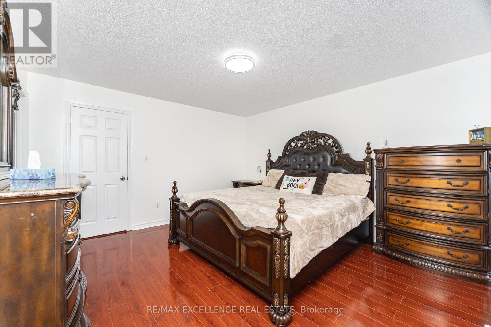 36 Coppermill Drive W, Brampton, Ontario  L7A 1M8 - Photo 20 - W12427138