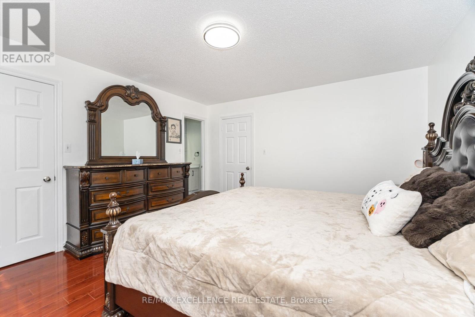 36 Coppermill Drive W, Brampton, Ontario  L7A 1M8 - Photo 21 - W12427138