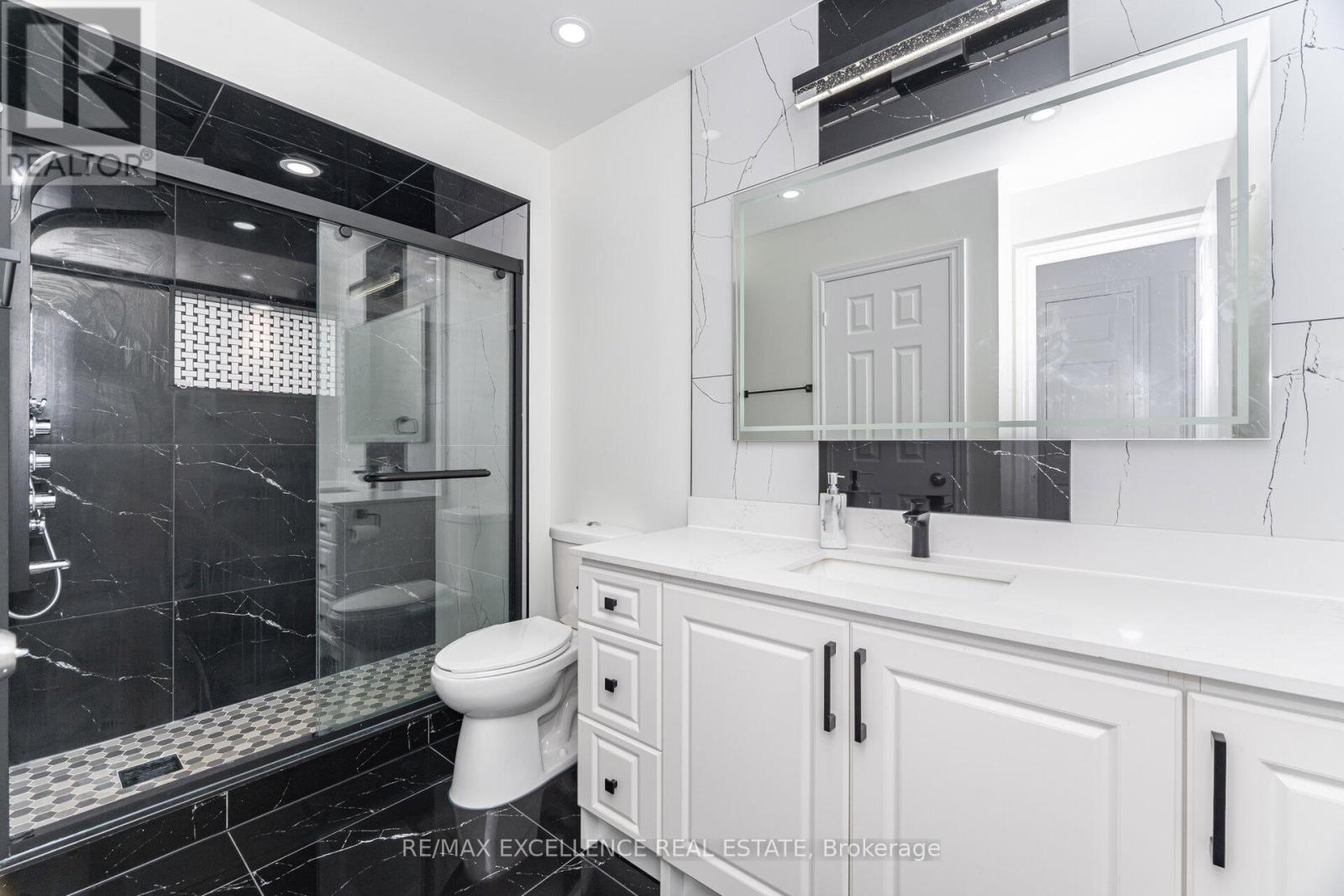 36 Coppermill Drive W, Brampton, Ontario  L7A 1M8 - Photo 27 - W12427138