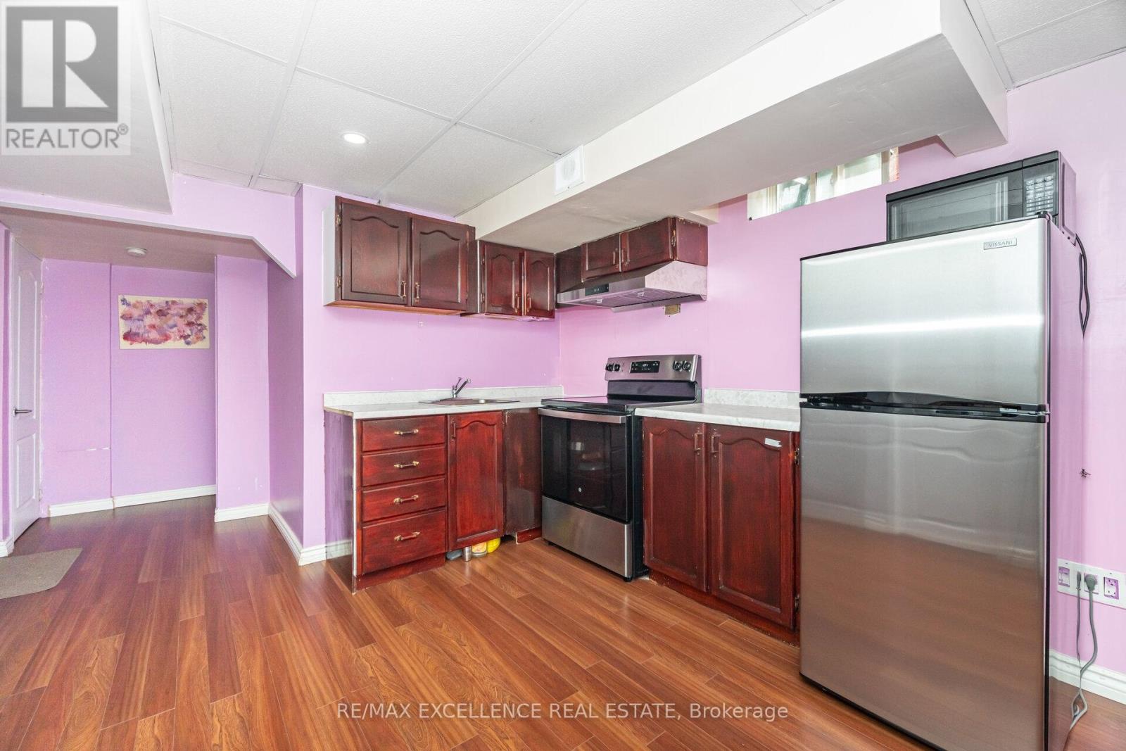 36 Coppermill Drive W, Brampton, Ontario  L7A 1M8 - Photo 30 - W12427138