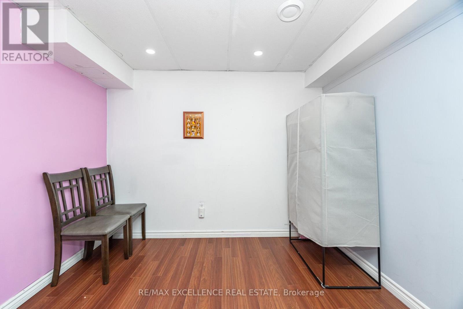 36 Coppermill Drive W, Brampton, Ontario  L7A 1M8 - Photo 31 - W12427138