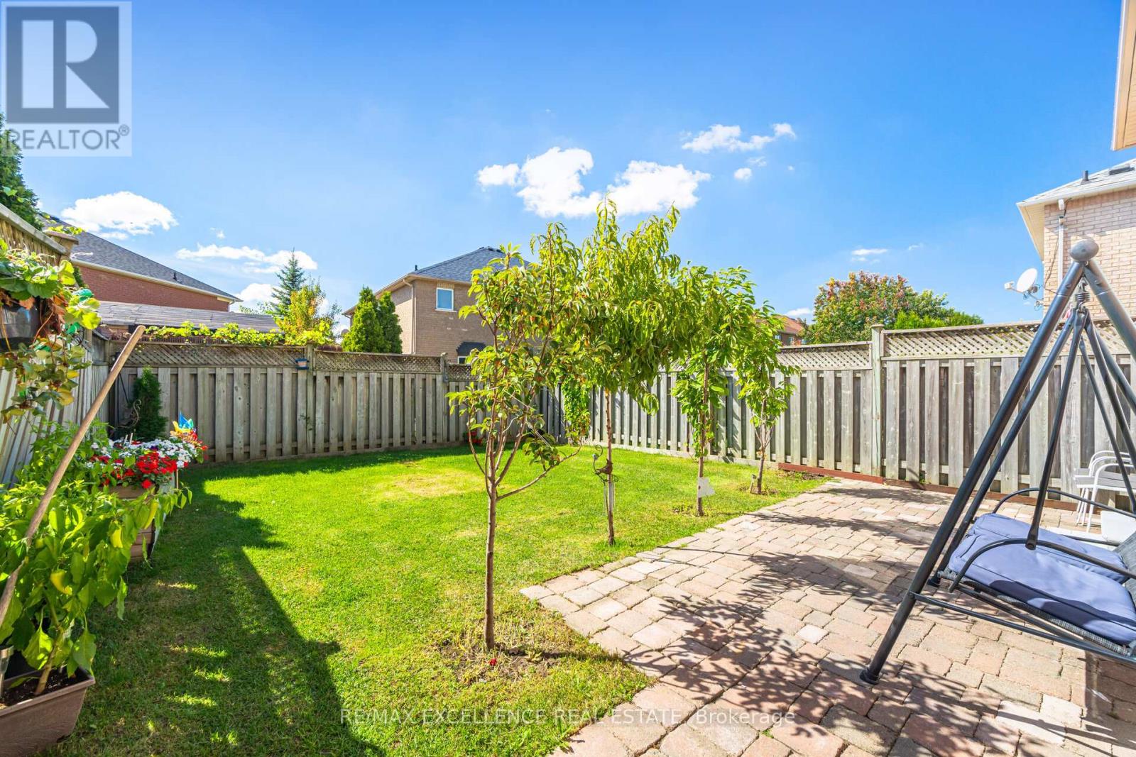 36 Coppermill Drive W, Brampton, Ontario  L7A 1M8 - Photo 37 - W12427138