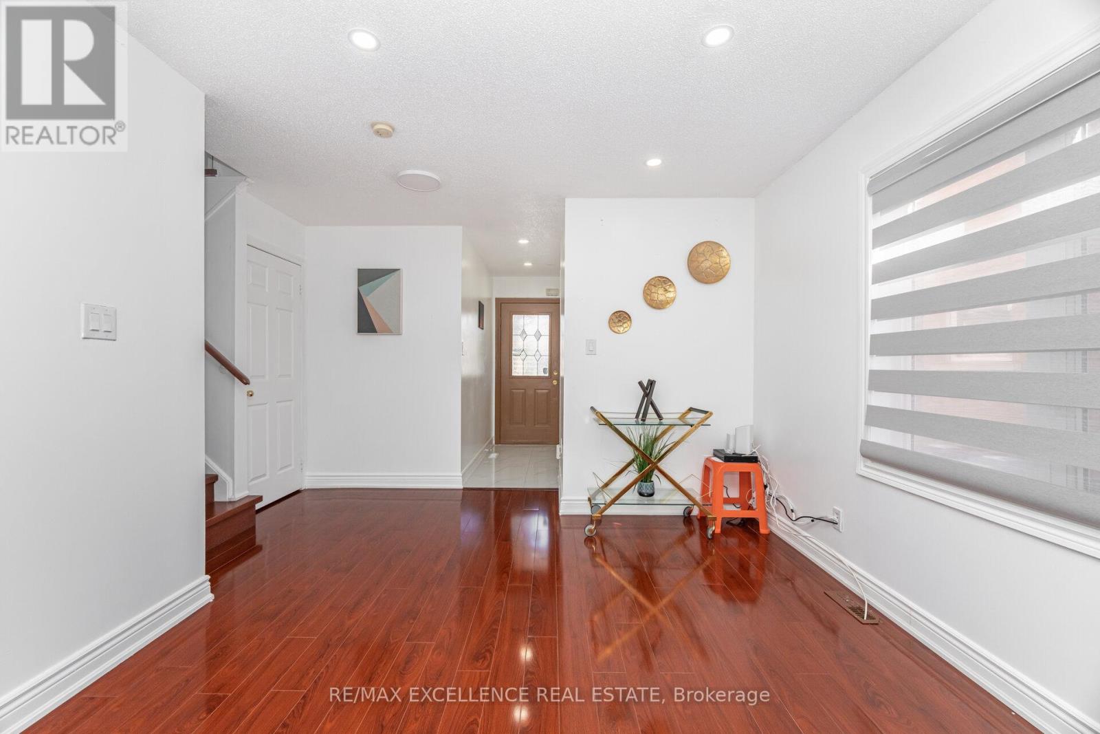 36 Coppermill Drive W, Brampton, Ontario  L7A 1M8 - Photo 6 - W12427138