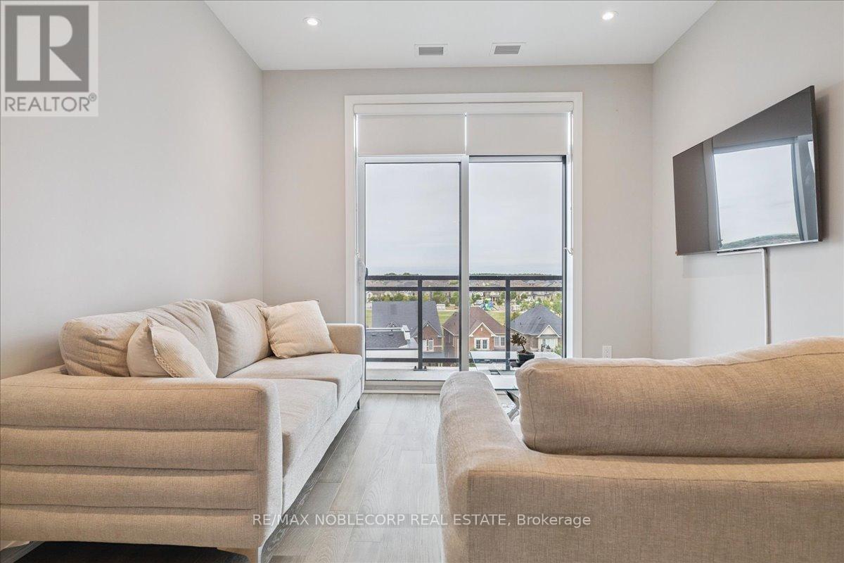516 - 50 Kaitting Trail, Oakville, Ontario  L6M 4L9 - Photo 10 - W12427145