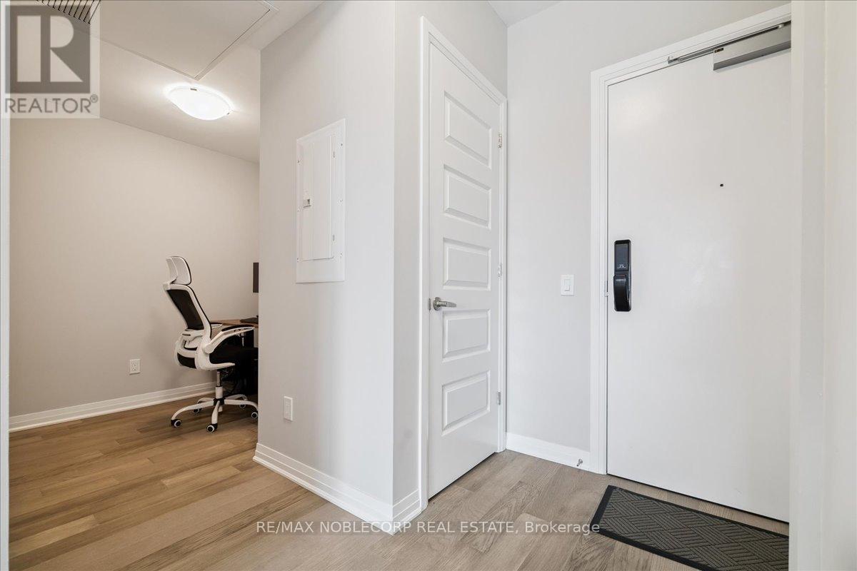 516 - 50 Kaitting Trail, Oakville, Ontario  L6M 4L9 - Photo 30 - W12427145
