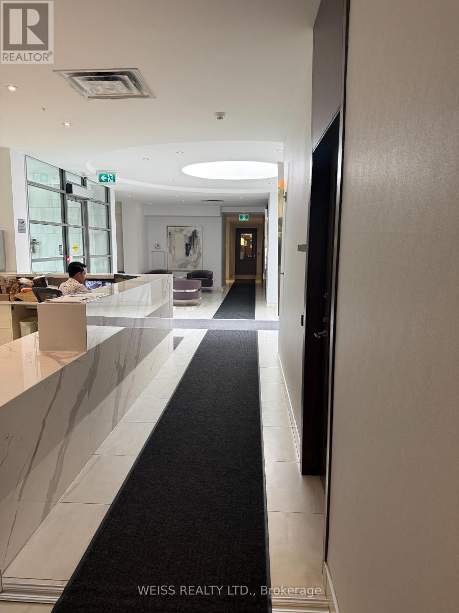 707 - 3830 Bathurst Street W, Toronto, Ontario  M3H 6C5 - Photo 5 - C12425359