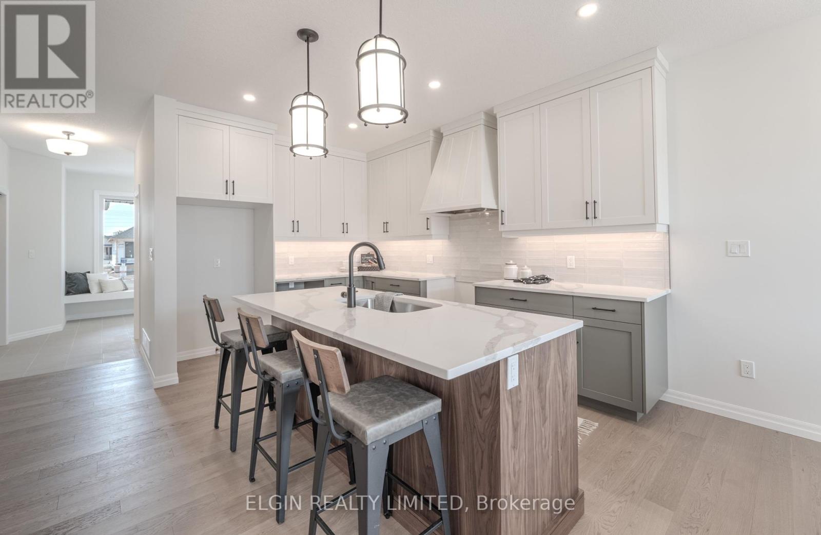 42197 Mcbain Line, Central Elgin, Ontario  N5P 0E4 - Photo 7 - X12415818