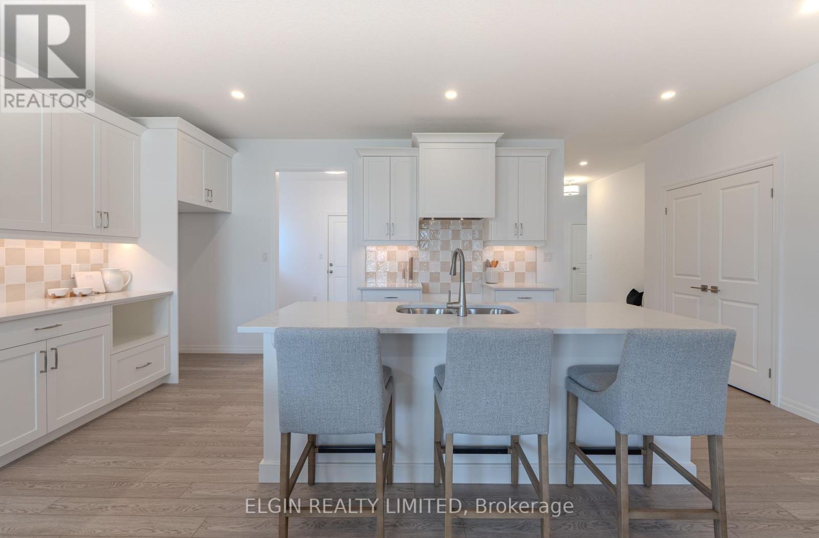 42199 Mcbain Line, Central Elgin, Ontario  N5P 0E4 - Photo 11 - X12415822