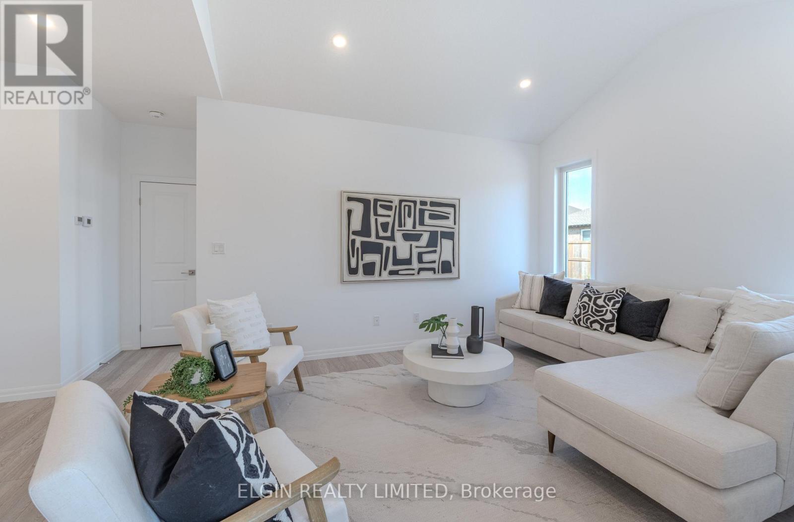 42199 Mcbain Line, Central Elgin, Ontario  N5P 0E4 - Photo 17 - X12415822