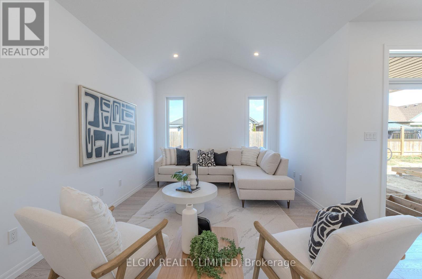 42199 Mcbain Line, Central Elgin, Ontario  N5P 0E4 - Photo 16 - X12415822