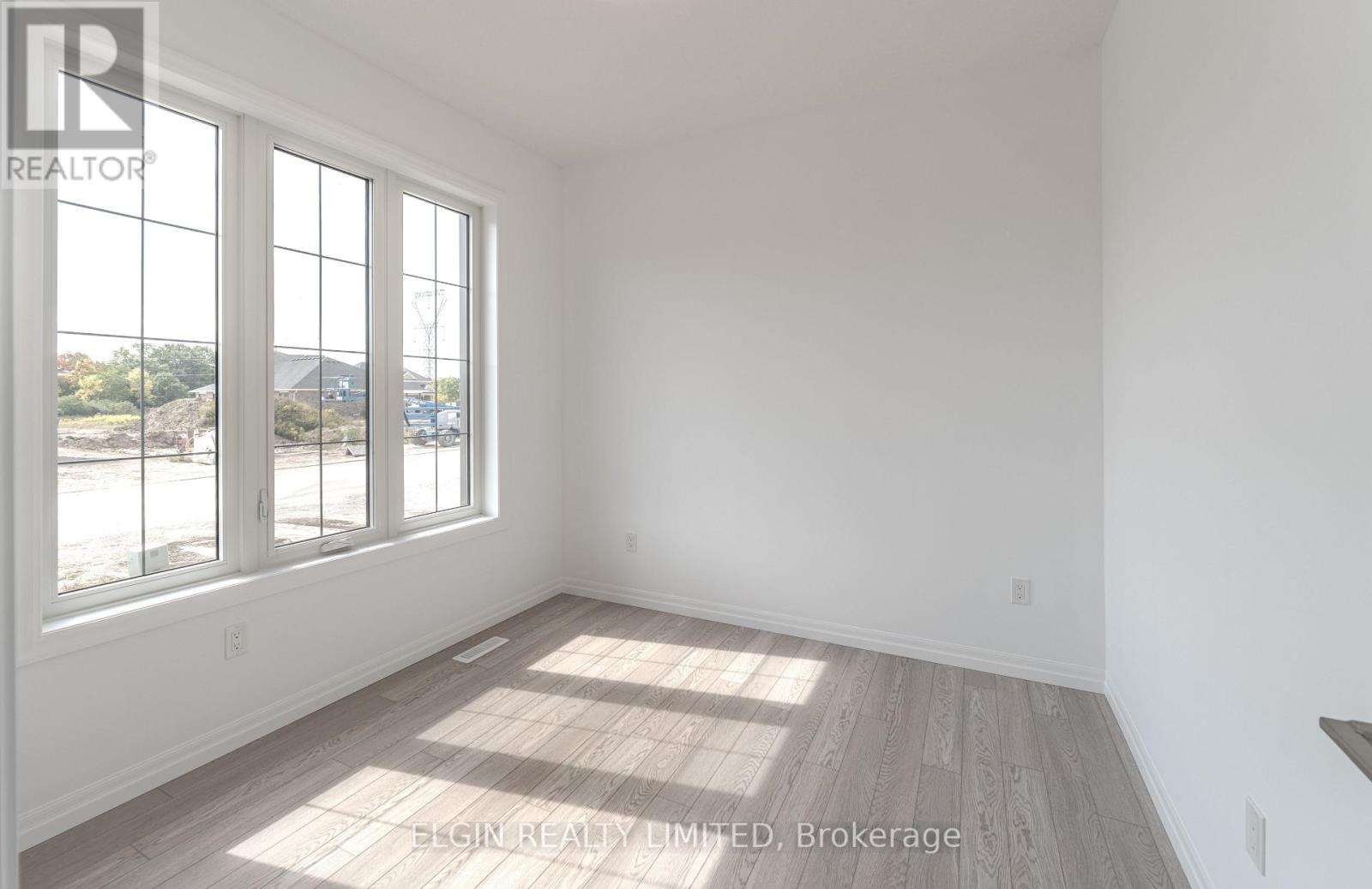 42199 Mcbain Line, Central Elgin, Ontario  N5P 0E4 - Photo 2 - X12415822
