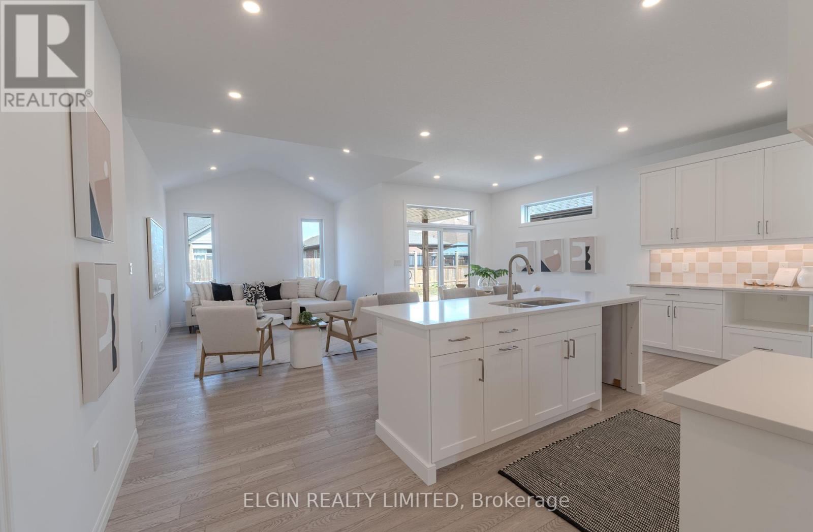 42199 Mcbain Line, Central Elgin, Ontario  N5P 0E4 - Photo 9 - X12415822