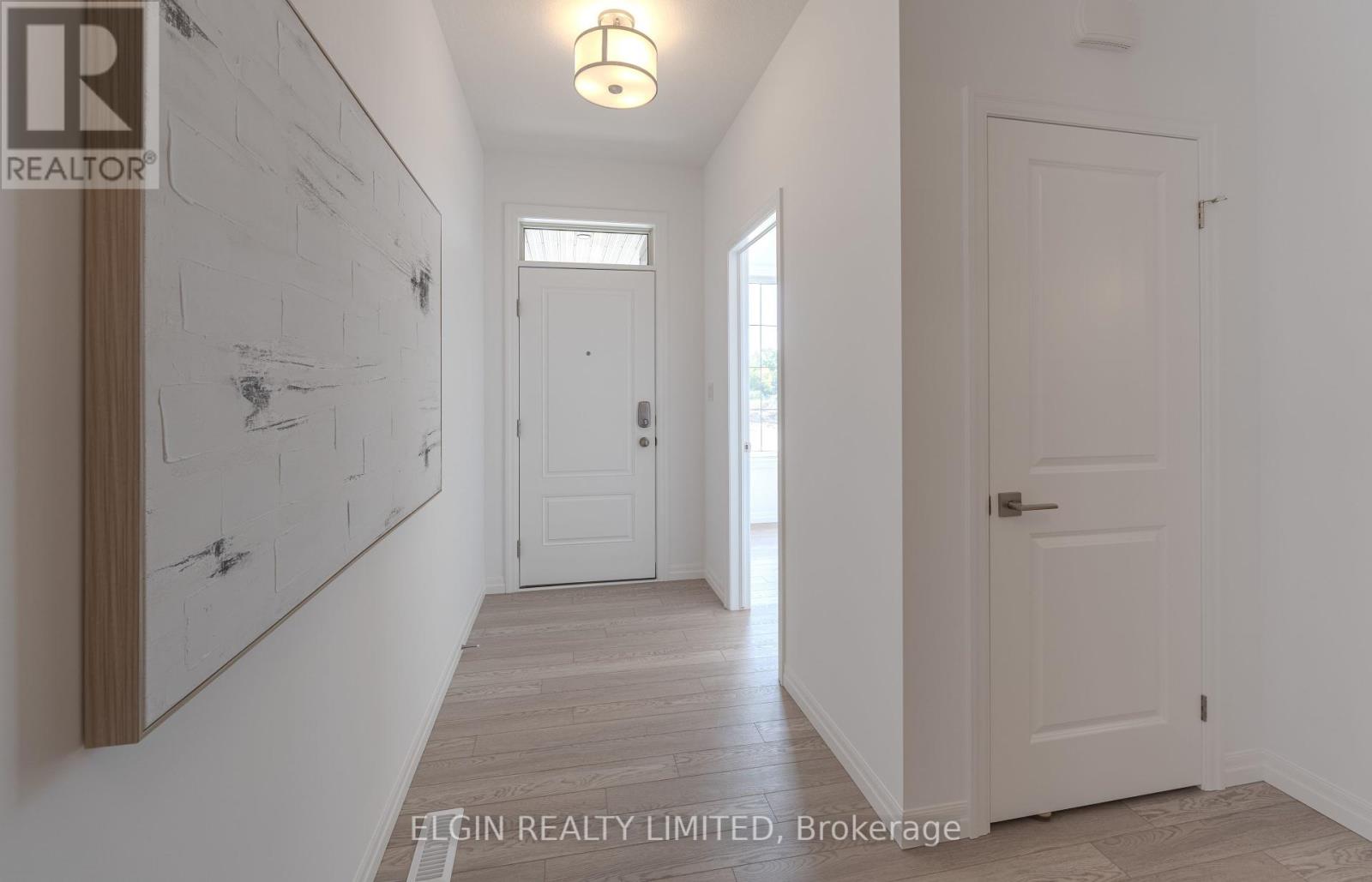 42199 Mcbain Line, Central Elgin, Ontario  N5P 0E4 - Photo 5 - X12415822