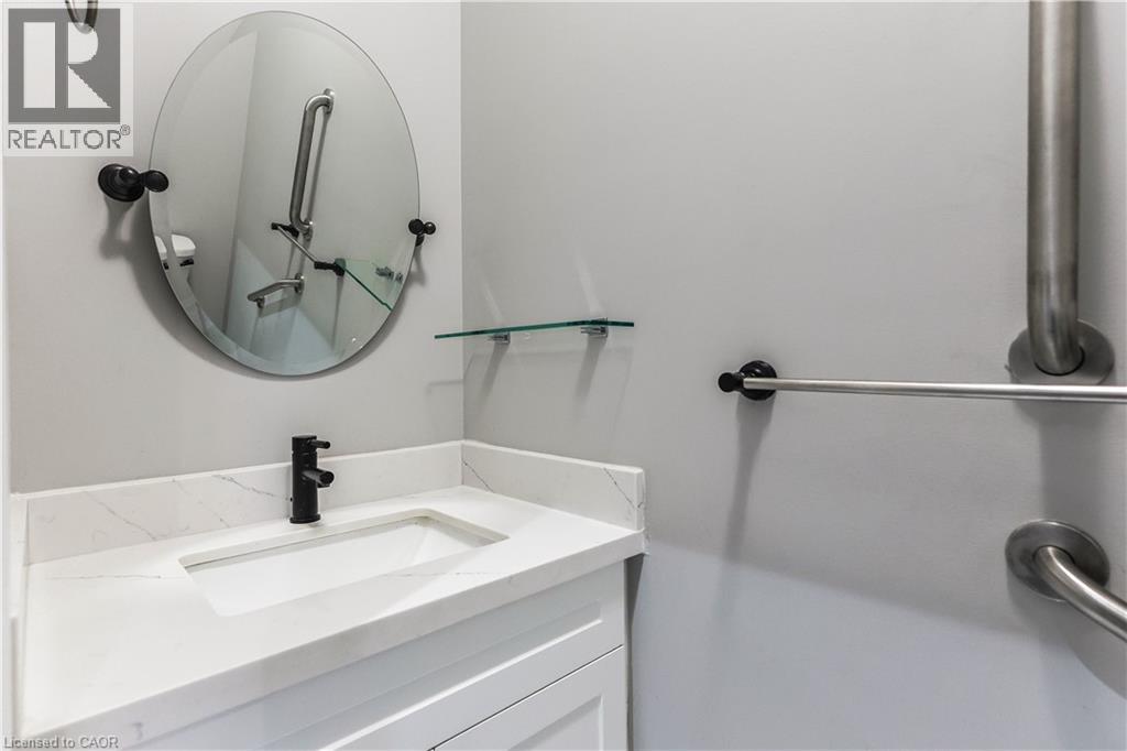 8 Cesar Place, Ancaster, Ontario  L9G 0G3 - Photo 21 - 40773672