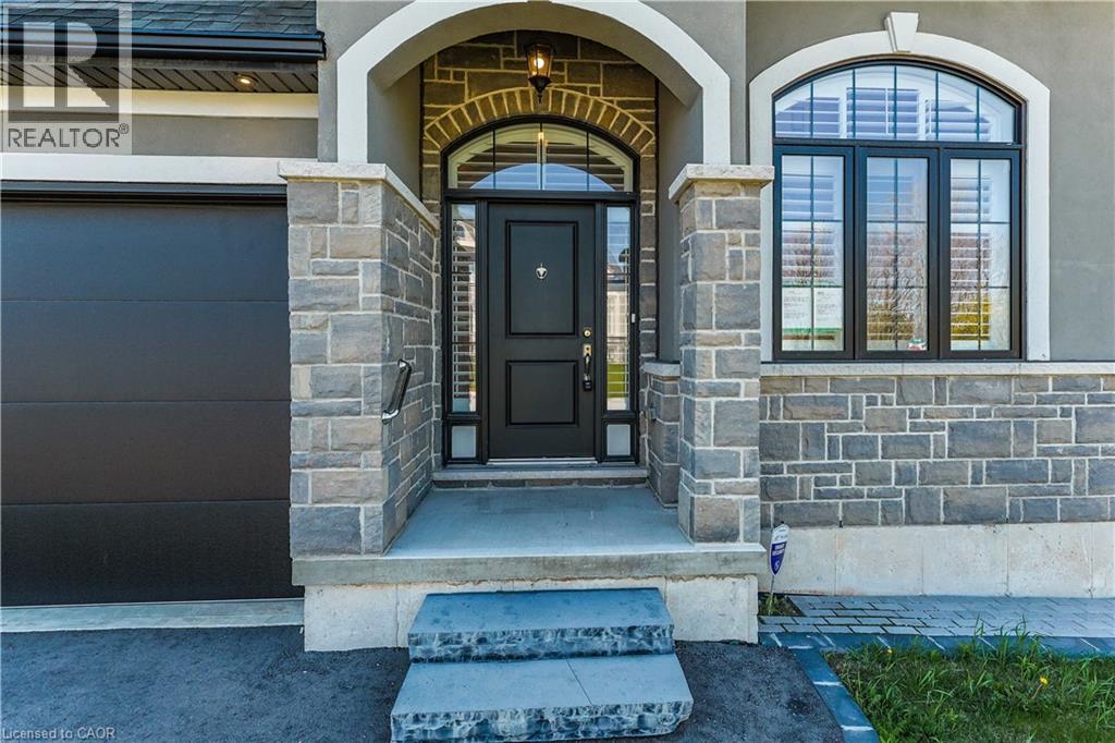 8 Cesar Place, Ancaster, Ontario  L9G 0G3 - Photo 4 - 40773672