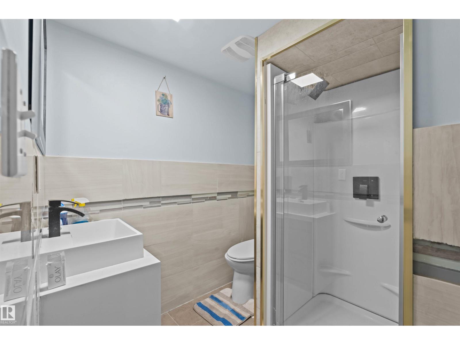 9919 170 Av Nw, Edmonton, Alberta  T5X 3G3 - Photo 17 - E4447139
