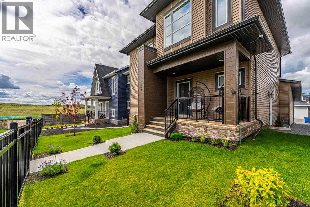 105 Lawthorn Greenway Se, Airdrie, Alberta  T4A 3M7 - Photo 4 - A2247196