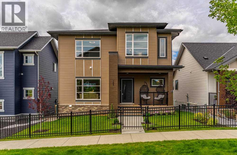 105 Lawthorn Greenway Se, Airdrie, Alberta  T4A 3M7 - Photo 2 - A2247196