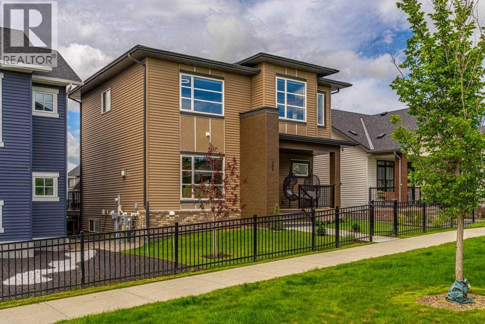 105 Lawthorn Greenway Se, Airdrie, Alberta  T4A 3M7 - Photo 3 - A2247196