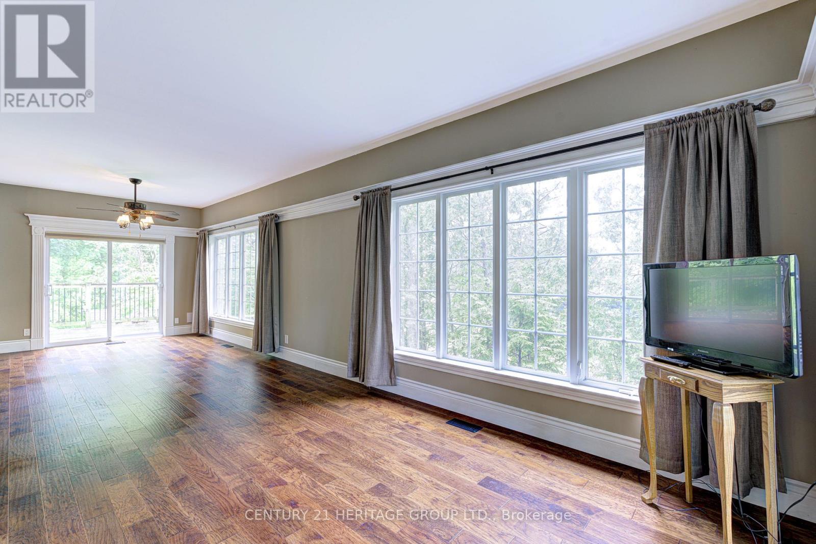 1245 Filman Road, Hamilton, Ontario  L8S 4K2 - Photo 13 - X12419799