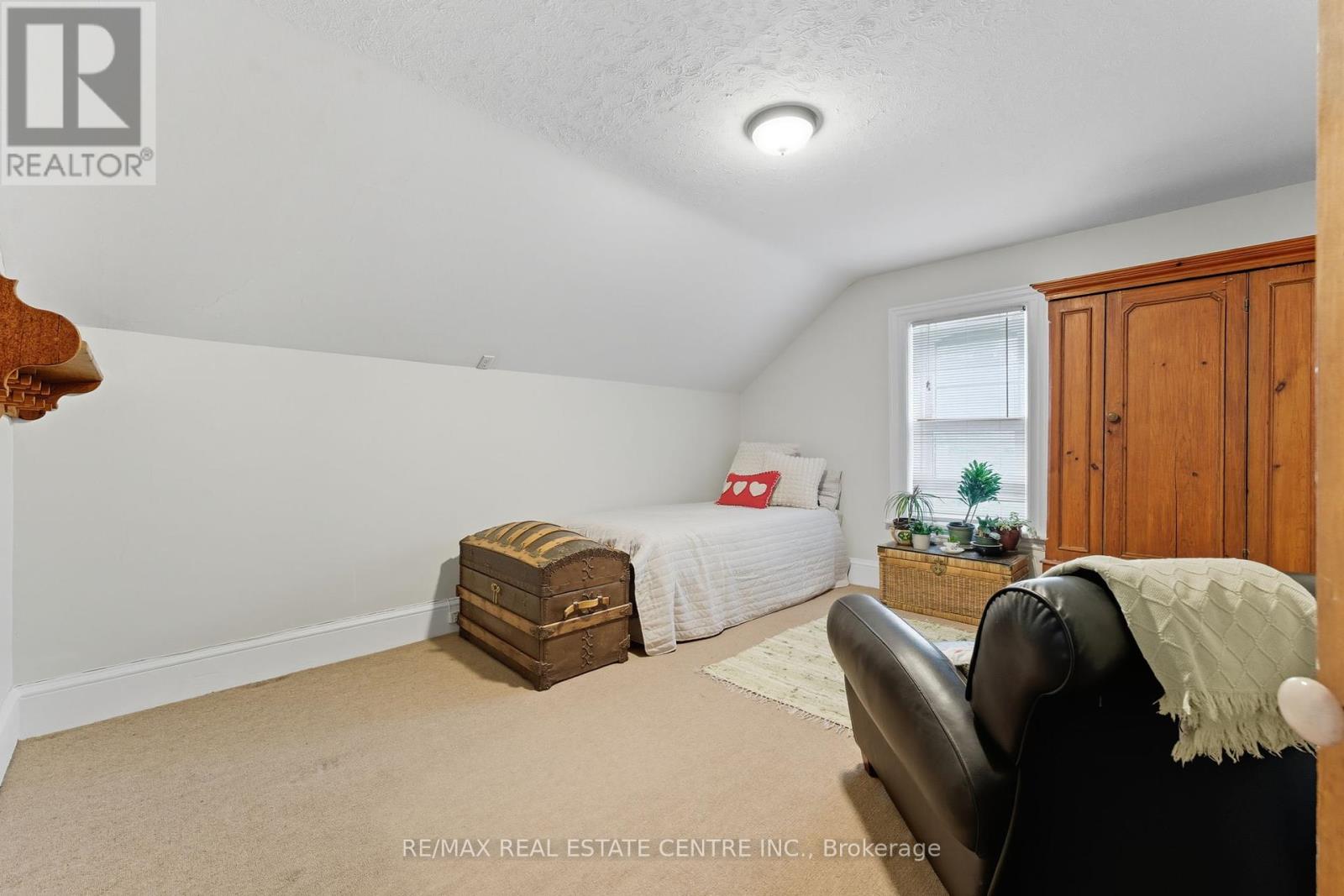 9 Dumfries Street, Cambridge, Ontario  N1S 1Y6 - Photo 17 - X12427082