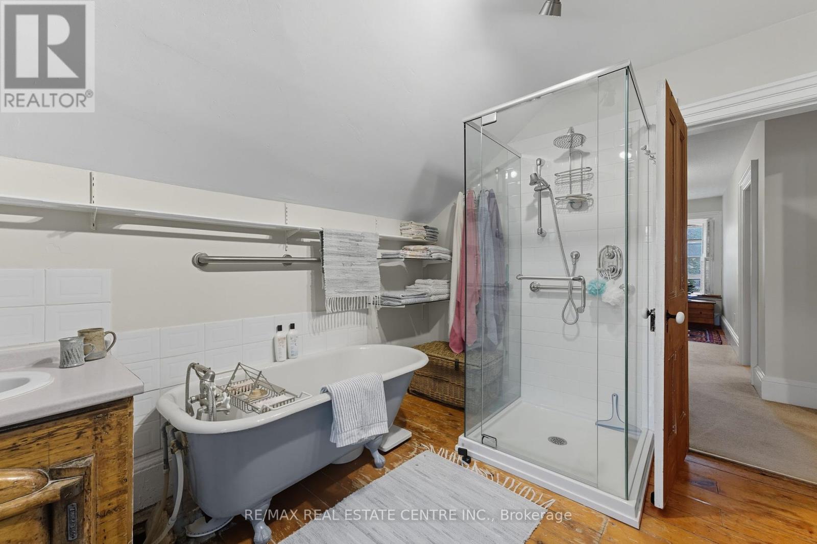 9 Dumfries Street, Cambridge, Ontario  N1S 1Y6 - Photo 19 - X12427082