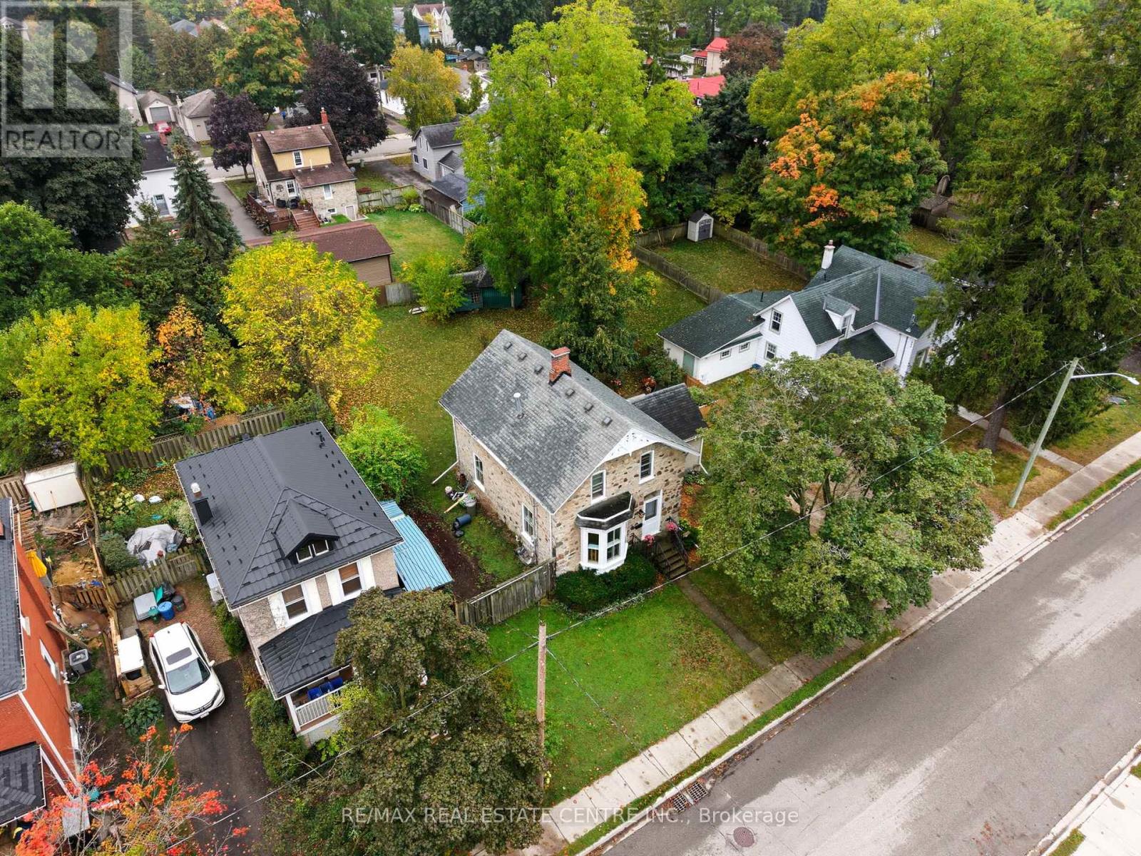 9 Dumfries Street, Cambridge, Ontario  N1S 1Y6 - Photo 25 - X12427082