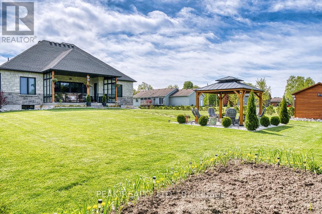45 Wellington Street S, Ashfield-Colborne-Wawanosh, Ontario  N7A 3X9 - Photo 44 - X12427088